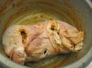 박제 돼지 고기 배 : 메밀과 버섯 조리법